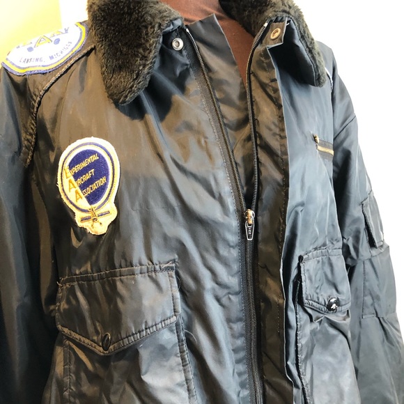 Vintage Bomber jacket w patches. Aeronautical 1980 - Picture 13 of 13